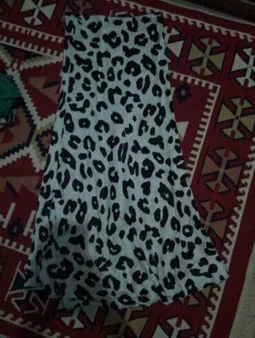 ağ qadın ətəkləri: Atlas yupka — 1