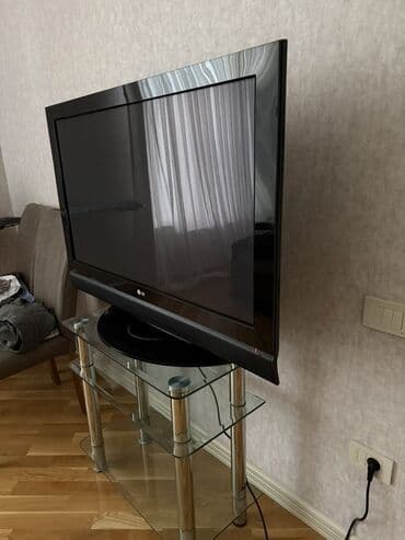Фото и видеокамеры: Б/у Телевизор LG LCD — 2