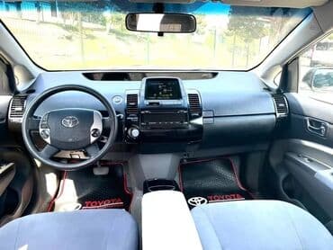 aylıq maşın icarəsi: Günlük, Toyota, Qalmaq şərti ilə — 6