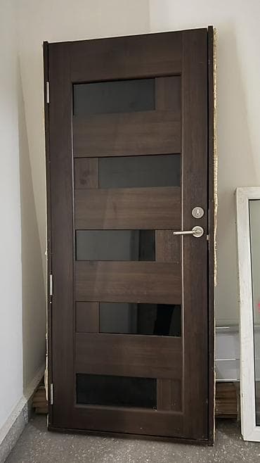 bitki dərmanları satışı: Satılır: daxili otaq qapısı (tünd qəhvəyi, şüşəli). · Ölçülər: 203 x — 1