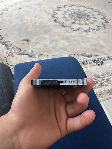 iphon xr: IPhone 13 Pro, 128 GB, Sierra Blue, Face ID — 3