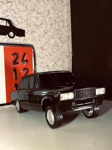 güldanlar: VAZ, 2004 il, 1:24, Dəmir, Ödənişli çatdırılma — 8