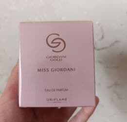 az.oriflame.com daxil: Orginal Oriflame və Homm life mehsulları satılır istiyen elaqe — 30