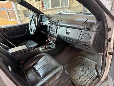 3 tekerlekli motor: Mercedes-Benz M-Class (W163) SUV - Gümüş rəngli kuzov, 5 qapı, dam — 3