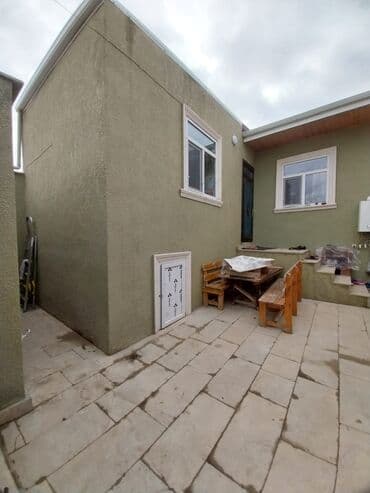 bine qesebesinde: Binəqədi qəs. 4 otaqlı, 122 kv. m, Yeni təmirli — 6