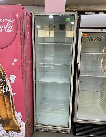 Vitrin tipli ticarət soyuducusu - Şaquli, şüşə qapılı model – mağaza