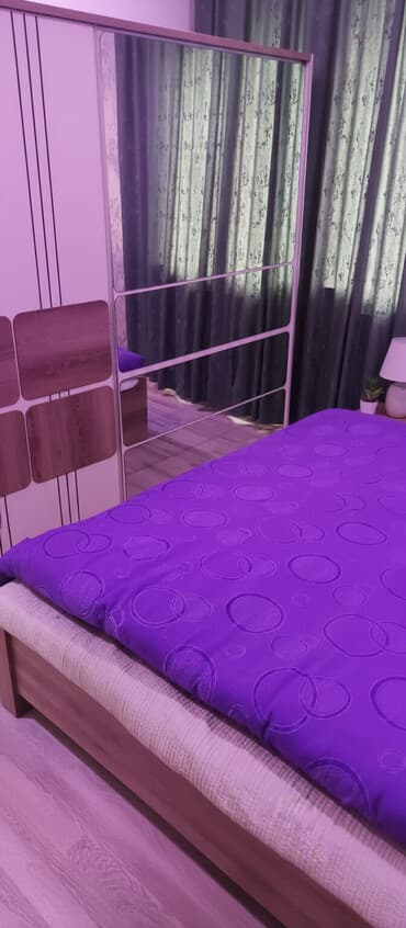 ucuz kiraye evler ayliq: Gəncə şəhəri tam mərkəzdə Atatürk prospektində 5 mərtəbəli binanın 4 — 1