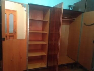 Ferrari: Hündürlüyü 1,80 ; eni 1,60 ; derinliyi 58 :qiyməti 250 man — 2