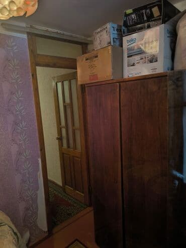 kirayə neftcilər: Salam. Ev 1 otagin 2ye bölünmesidir. Real aliciya cuzi endirim olacag — 4