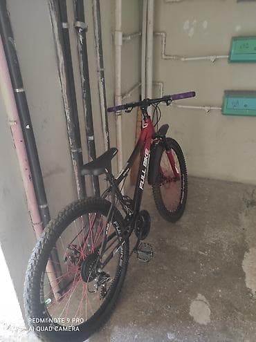 kohnə velosiped: FullBike dağ velosipedi - Rəng: qara/qırmızı ikirəngli çərçivə — 2