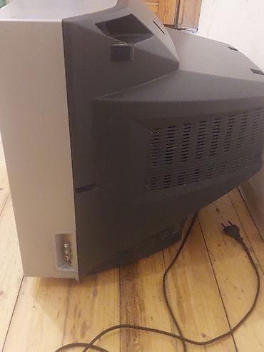3 d panel: LG CRT televizor – FLATRON seriyası - Ekran: təxminən 29" (şüşə — 3
