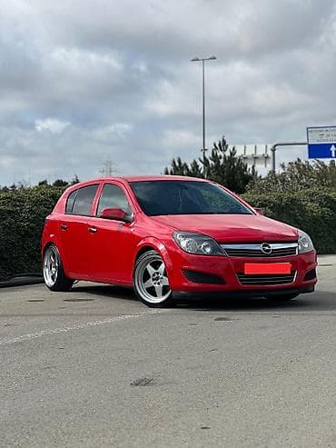rc masin: Opel Astra: 1.4 l | 2010 il 282000 km Hetçbek — 2