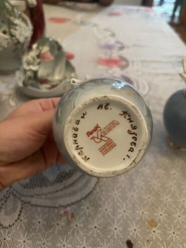 Süni güllər: Vaza dəsti, Farfor — 2