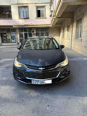 Chevrolet Cruze: 1.4 l | 2017 il 203340 km Sedan