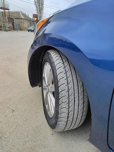 uaz satisi: Hyundai Elantra: 1.8 l | 2015 il Sedan — 6