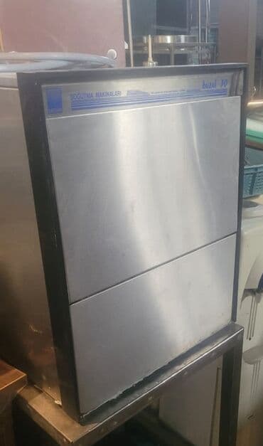 оборудование для производства воды: 30 кг. в день, Оплата наличными, Б/у — 1