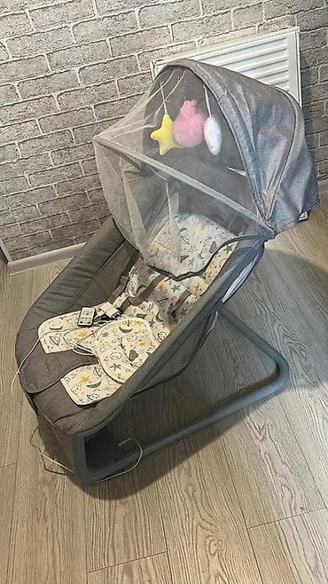 Oğlan və qız üçün, Beşik, Dəstsiz, Matras ilə, Yellənmə mexanizm ilə