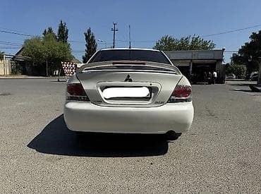 motorlar: Mitsubishi Lancer: 1.6 l | 2007 il 313000 km Sedan — 3