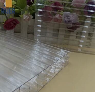 işlenmiş dam örtükleri: Polikarbonatların satışı — 64