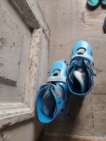 Maskalar, eynəklər: Rolik 42-43 size. 6 manat — 2