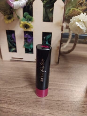 qaş boyası: Dodaq boyası, Yeni — 1