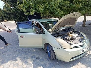minus disk: Toyota Prius: 1.3 l | 2007 il Hetçbek — 9