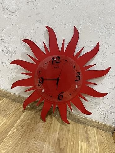 reqemler: Divar saatları — 1