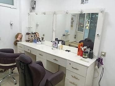 Salon mebeli satılır 
qiyməti 200m
050 754 96 63