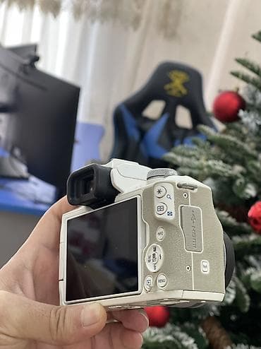 sd: Canon EOS M50 fotoaparat əlavə olaraq Canon EF-M 15-45mm f/3.5-6.3 IS — 2