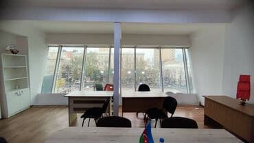 nerimanov icare obyekt: 28 may metrosuna yaxın plazanın icində 35kv sahəsi olan əşyali ofis — 8