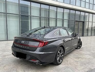 mersedes 2 7: Hyundai Sonata: 1.6 l | 2021 il Sedan — 5