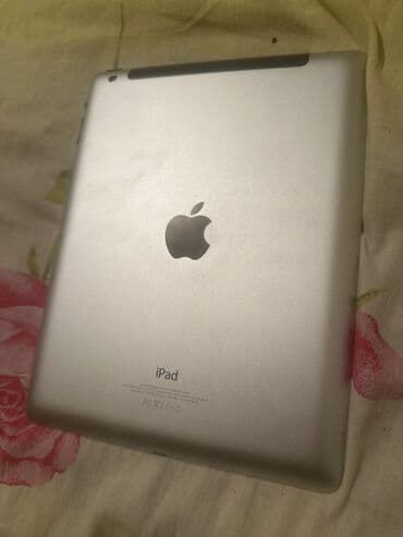 Apple iPad planşet - Korpus: gümüş rəngli alüminium arxa panel, qara lalafo.az -da Apple iPad planşet - Korpus: gümüş rəngli alüminium arxa panel, qara