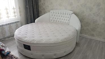 taxt örtükləri: Zaragul💫 Yumru Taxt *qiymət 300 azn* Matras var qalındı Ünvan Binə — 1
