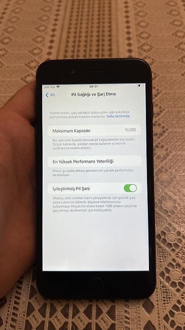 iphone 8 qiymeti: IPhone 8 Plus — 9