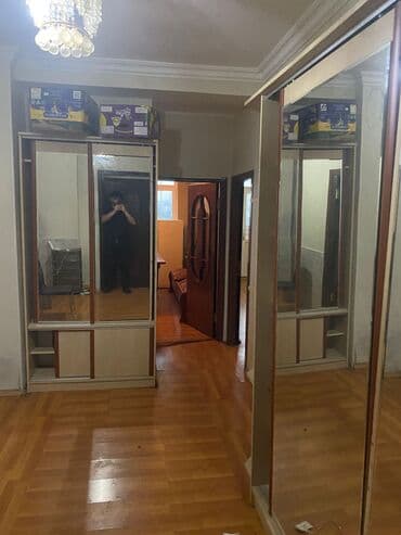 8 mikrorayonda kiraye evler: Salam ev memar ecemide yerlesir evin her bir seraiti var metroya 7,8 — 19