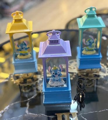 Süni güllər: Stitch fiqurlu dekorativ LED fənər - Rənglər: sarı, bənövşəyi, firuzə — 1