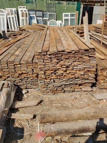 taxta kredit: Taxta materialları yığımı. Tikinti və təmir işləri üçün yararlıdır — 1