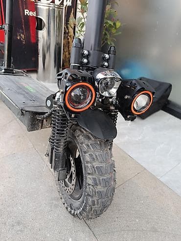 surron bike: Ağır yolsuzluq üçün hazırlanmış elektrikli skuter Xüsusiyyətlər: - — 2