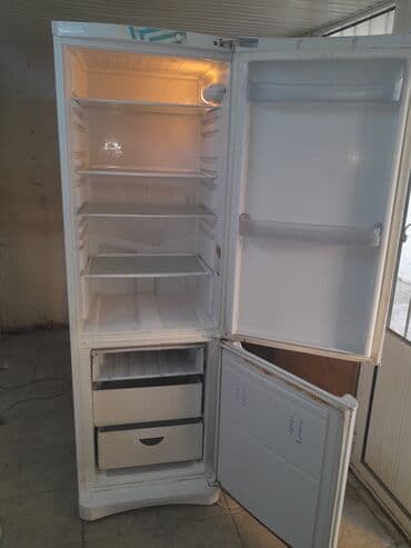 sok çəkən maşınlar: İşlənmiş 2 qapılı Indesit Soyuducu Satılır, rəng - Ağ, Təkərli — 3