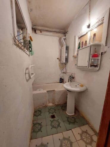 ev alıram: Bakı, Yeni Günəşli Massiv A, 2 otaqlı, Köhnə tikili, 53 kv. m — 6