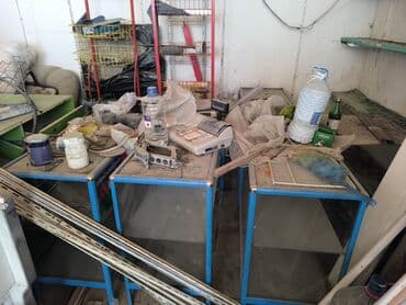 Кухонные вытяжки: Mağaza vitrinləri və soyuducuları satılır.İstəyən əlaqə — 3