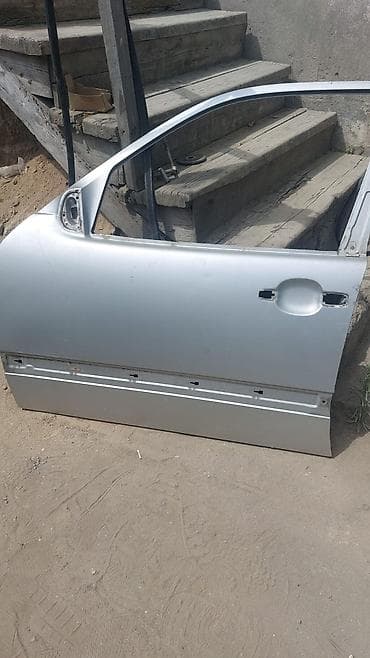 W210 qapilarudu bezkrasqadi satiram 1 denesi 70 manat endirim edecem