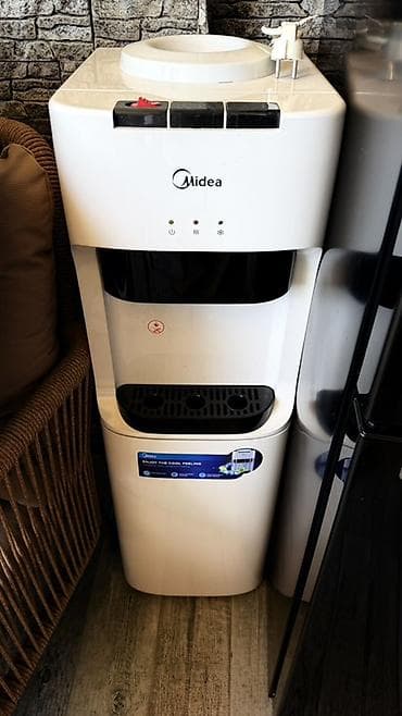 su dispenserləri: Dispenser Midea, Stolüstü, Su isitmə ilə — 1
