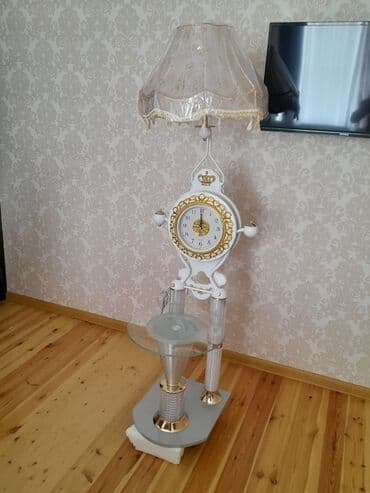 ad günü şamlari: Yerüstü saatlar, Mexaniki, Saniyə əqrəbi — 4