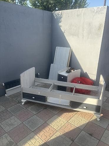Uşaq/yeni-yetmə çarpayısı – modul konstruksiya wekilde gorunduyu