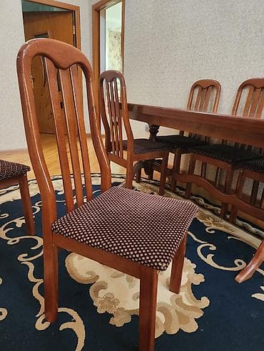 dəst mebel: Masa desti stul 6 eded Stol ozu iste umumi 12 neferlikdir.Uz 2.20 — 5