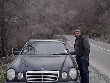 Mercedes-Benz E-Class: 2.8 l | Sedan