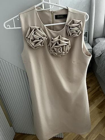 SARA Collection qadın paltarları – 2 model 1) Qara, qolsuz kokteyl — 2