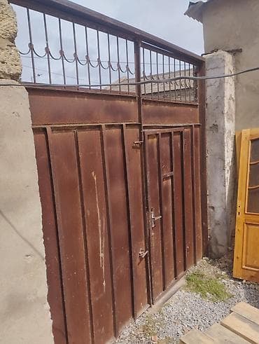 Dəmir Həyət darvazası, Yana açılan, Mexaniki, Qapı ilə, rəng - Qəhvəyi, Kredit yoxdur