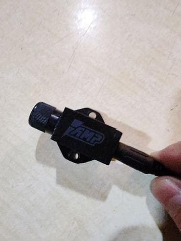 Кабели для аудио и видео: AMP markalı 1800.1 monoblokun bass tənzimləyici remote. İdeal — 2